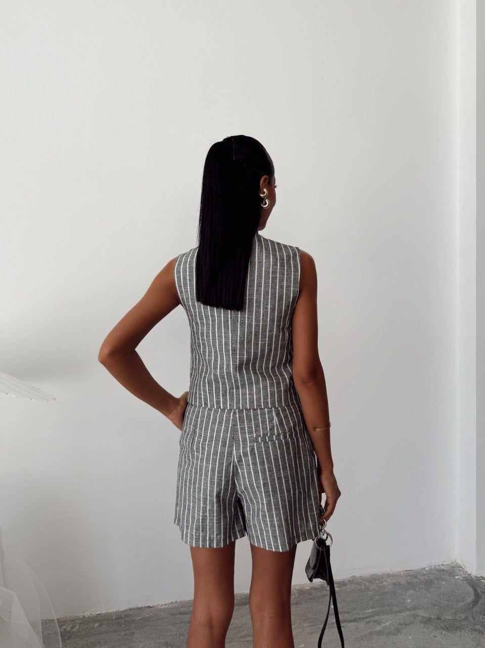 Ensemble short et gilet de costume à rayures