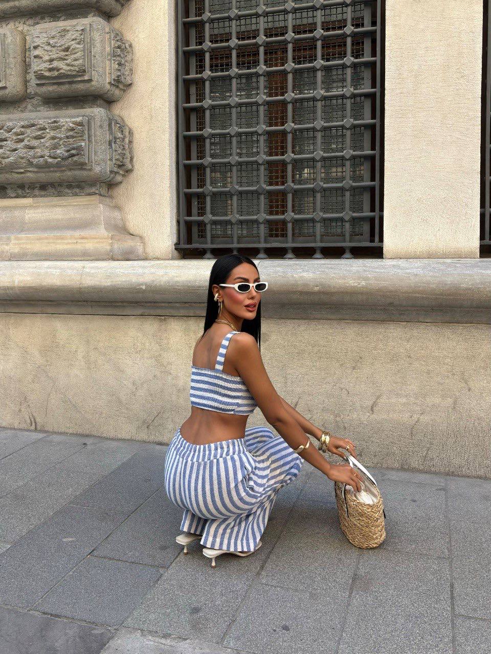 Ensemble pantalon et crop top