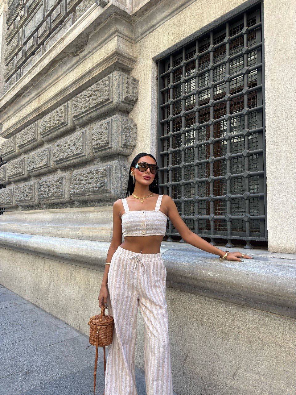 Ensemble pantalon et crop top