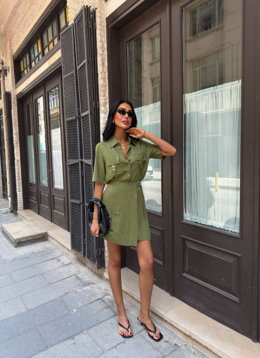 Ensemble jupe-short et chemise manches courtes