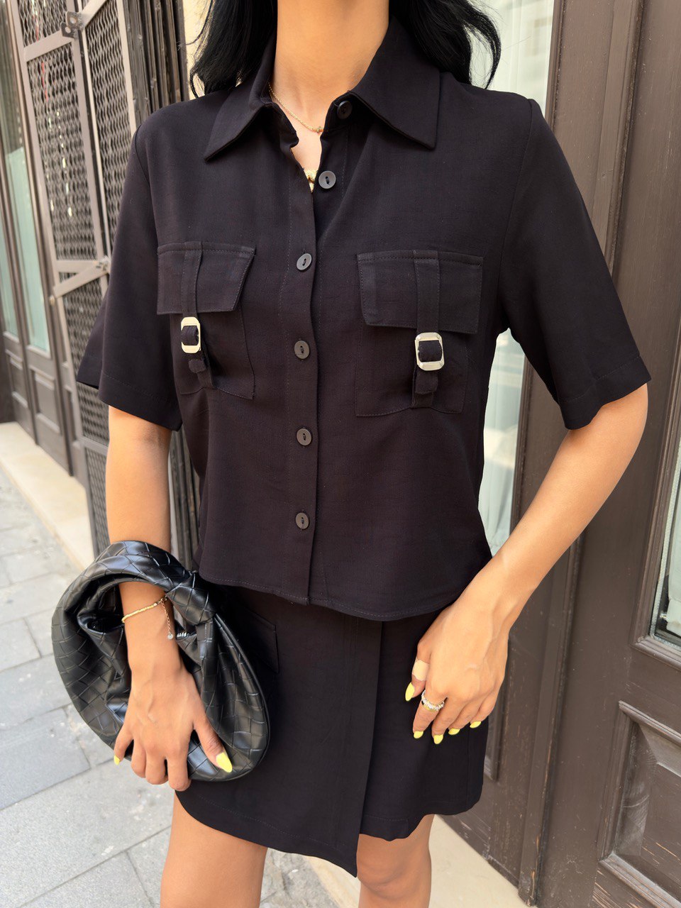 Ensemble jupe-short et chemise manches courtes