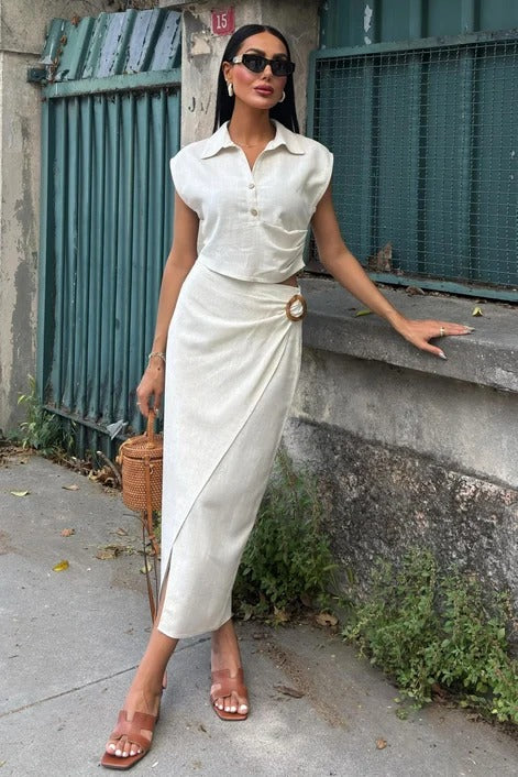 Ensemble jupe et tee-shirt à col