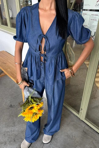 Ensemble pantalon et blouse manche courte